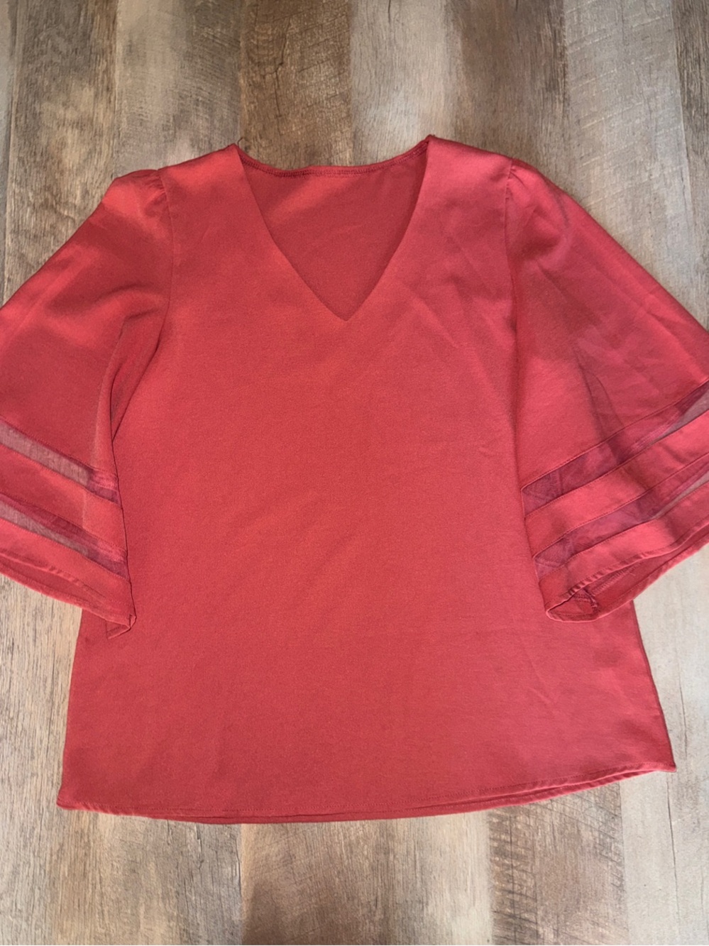 V-neck 3/4 mesh pannel sleeve loose fit blouse coral top